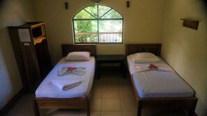 Superior Quadruple Room, Multiple Beds, Non Smoking | In-room safe, free WiFi - Hotel Casa Moreno - Hostel (Moyagalpa)
