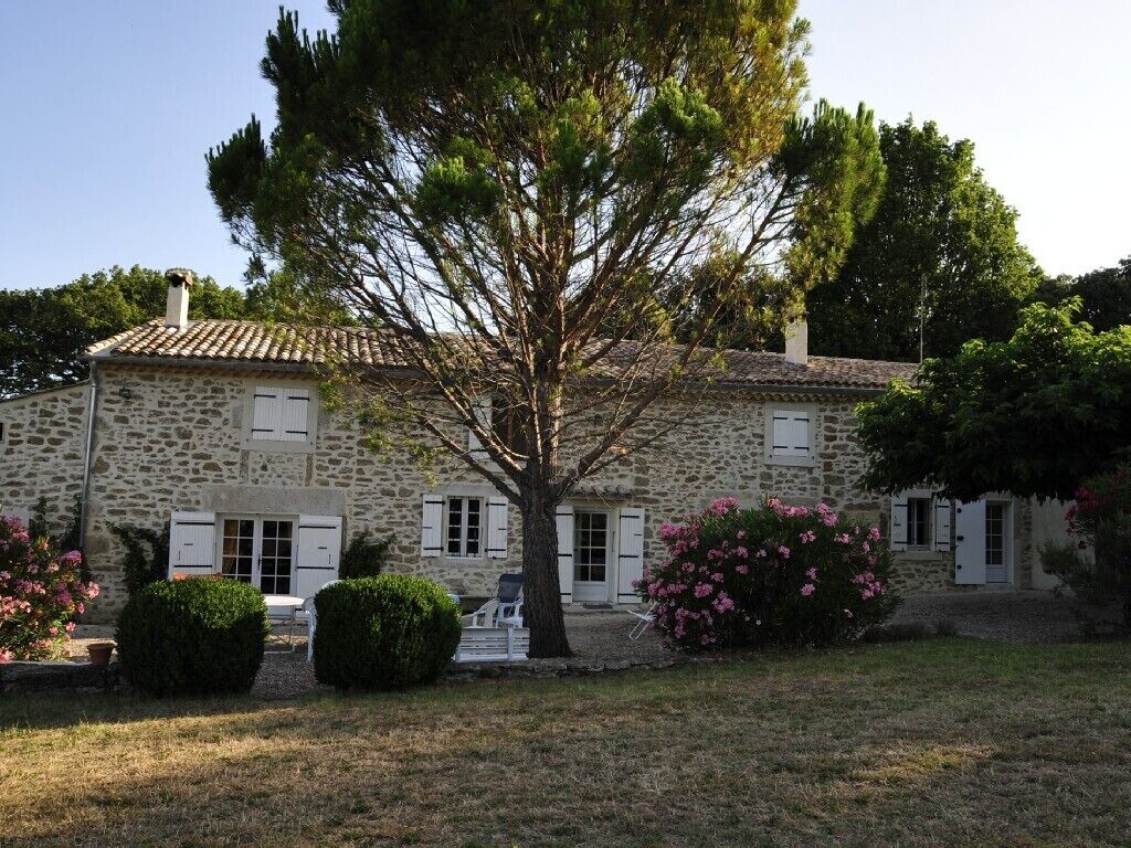 beautiful property surrounded by nature with swimming pool ideal for large families