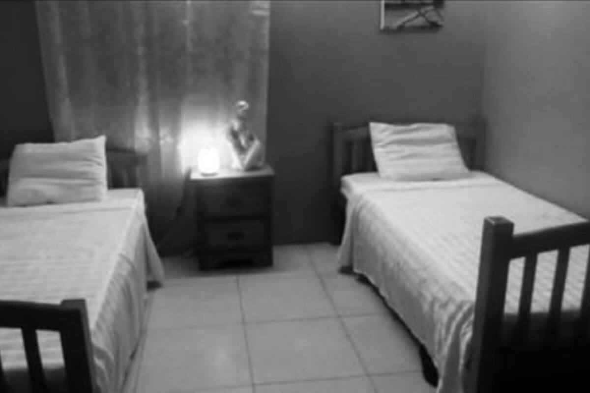 Minibar, iron/ironing board, free WiFi, bed sheets