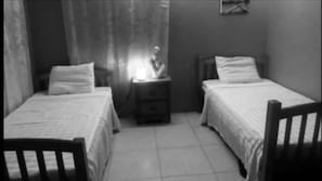 Minibar, iron/ironing board, free WiFi, bed sheets