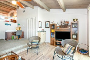 Smart TV, DVD player, books