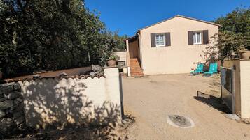 Enceinte de lâhĂ©bergement