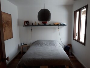 3 Schlafzimmer, Bügeleisen/Bügelbrett, WLAN, Bettwäsche