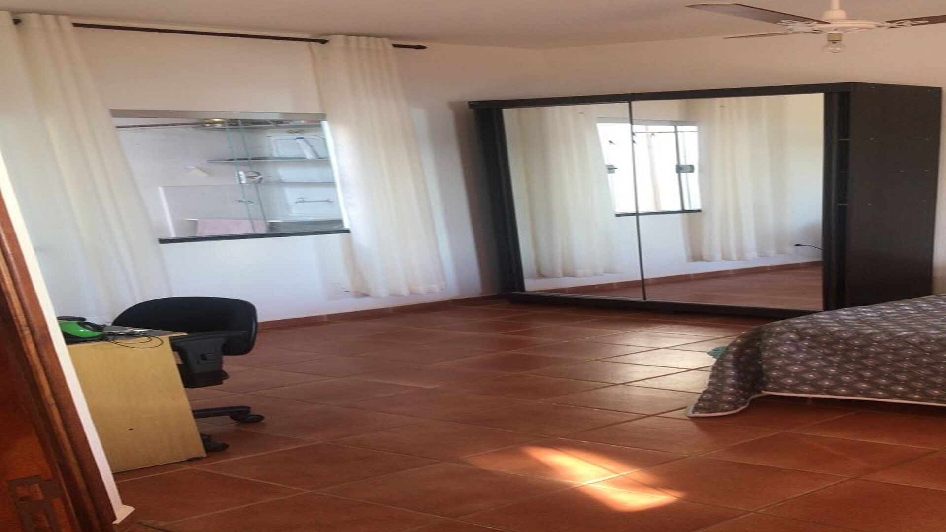 HOUSE ON THE BORDER OF DAM LANCHA CANYONS Waterfalls