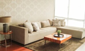 Apartment, 1 Queen Bed, Non Smoking | Living room | Smart TV - Modern Apt In Miraflores - Excellent Location (#3) (Lima)