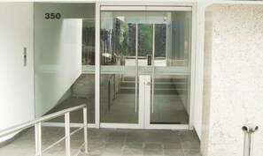 Lối vào nơi lưu trú