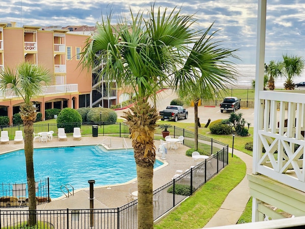 Piscine extérieure, piscine chauffée