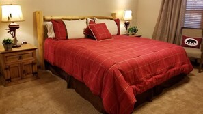 2 makuuhuonetta, silitysrauta/-lauta, Wi-Fi, vuodevaatteet