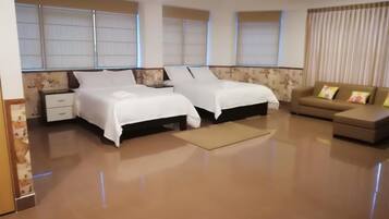 12 bedrooms, hypo-allergenic bedding, blackout drapes, free WiFi