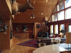 Interior - Beautiful Cedar Cabin Connection on Lake Hamilton (Piney)