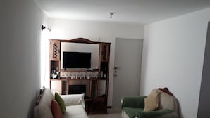Family Apartment, Multiple Beds, Non Smoking | Living area - Departamento Villas Del Refugio Queretaro (El Marques)
