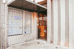 تفاصيل الفندق من الخارج