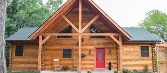 GREAT LOCATION near Big Cedar & Branson w/Hot Tub