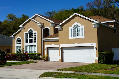 Bright Luxury 6BR/3.5BA Near Disney Peaceful Trail Getaway Family Friendly Oasis