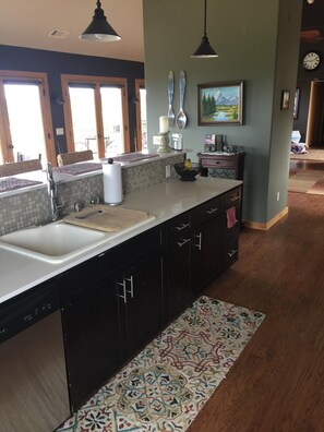 Fridge, microwave, oven, stovetop - Unique Home with Spectacular Views (Williams)