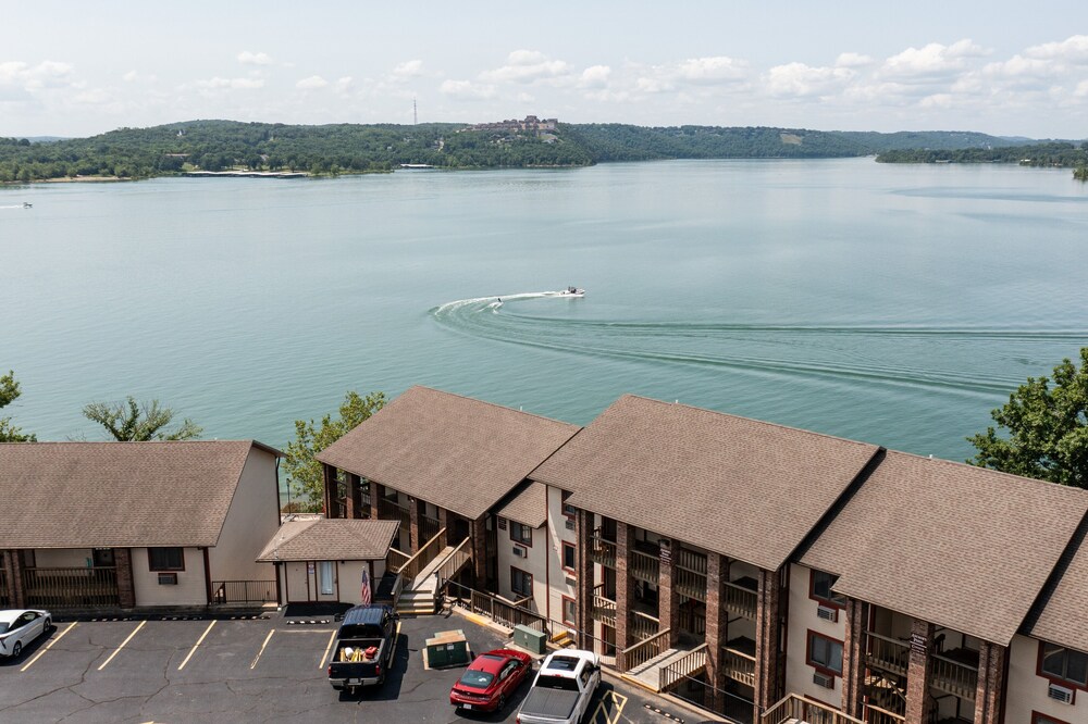 Lake Lover's Dream is a beautiful walk-in condo.