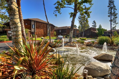 • Book HARBOR COVE • Family Ready 2BR • Walk to Doheny Beach & Dana Point Harbor