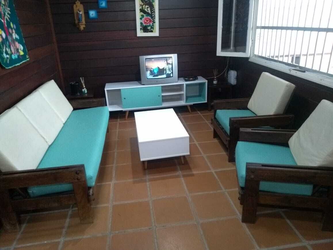 Beach front house, really walk on the sand, in the best location of Itanhaem.