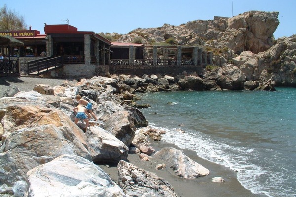 Fantastic restaurants on the beach