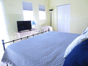 3 bedrooms, free WiFi, bed sheets