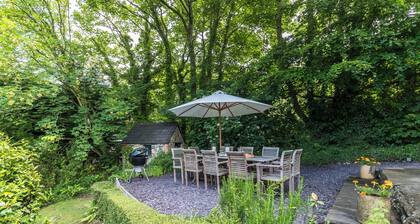 Large, Luxury, Holiday Cottage In Tresaith, Cardigan Bay, West Wales