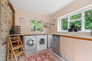 Interior - Large, Luxury, Holiday Cottage In Tresaith, Cardigan Bay, West Wales (Tresaith)