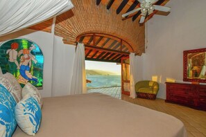 3 bedrooms, in-room safe, iron/ironing board, free WiFi