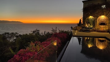 Piscine extérieure, piscine chauffée