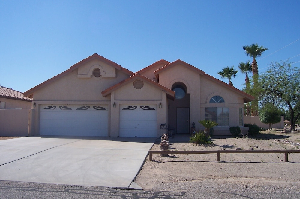 Mohave Retreat, Mohave Retreat