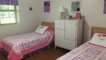 5 chambres, fer et planche Ă repasser, Wi-Fi gratuit, draps fournis