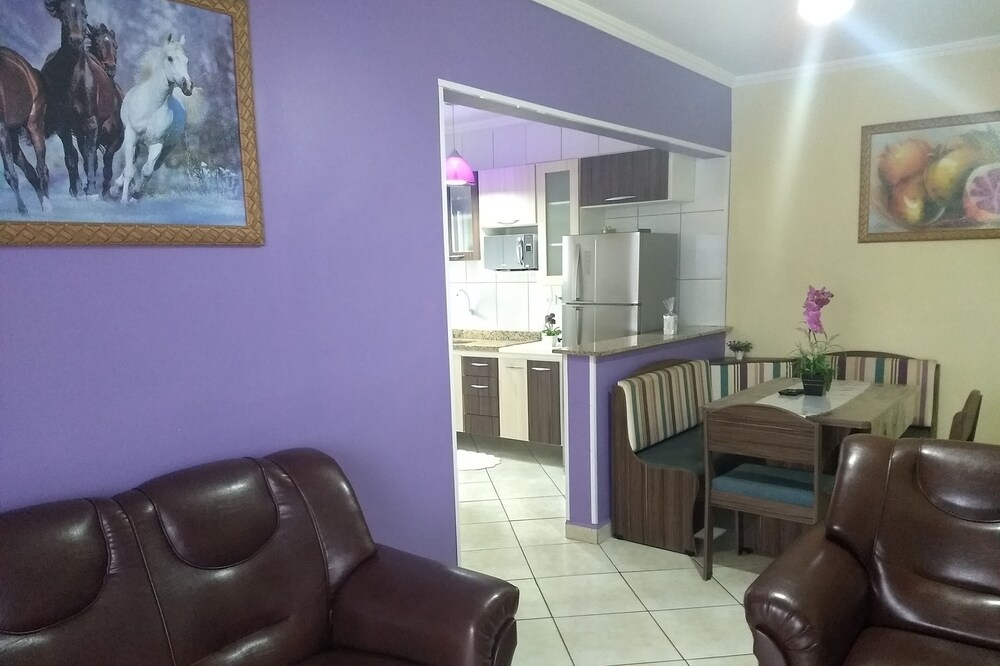Super Complete Fit: Clean and very well maintained: