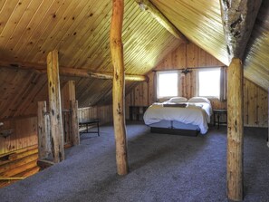 2 bedrooms, bed sheets