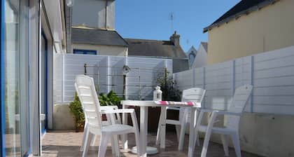 Gßte bord de mer au calme à proximité du port et des commerces