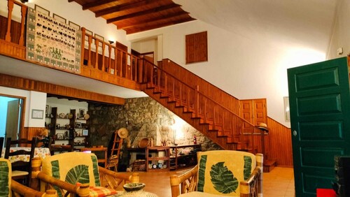 House with garden and swimming pool at the Serra da Estrela's heart