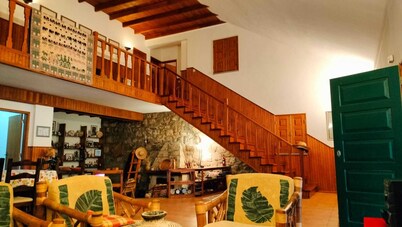 House with garden and swimming pool at the Serra da Estrela's heart