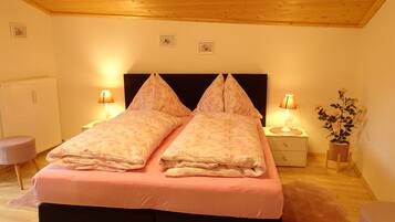 1 Schlafzimmer, Schreibtisch, kostenloses WLAN, Bettwäsche