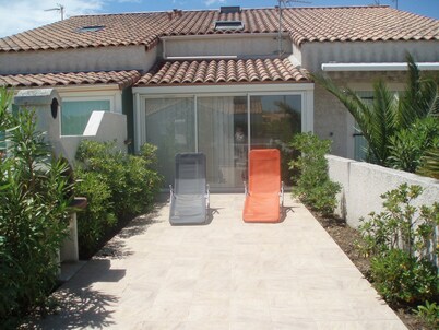 Beautiful holiday villa, ideal for a relaxing holiday, located 10 minutes from the sea