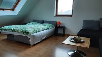 4 Schlafzimmer, Schreibtisch, kostenloses WLAN, Bettwäsche