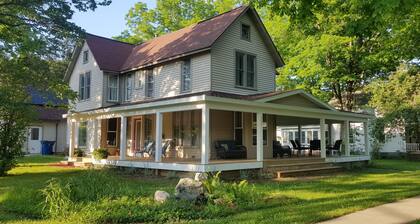 Relax in your home; yards from the Frankfort Beach and the downtown attractions.