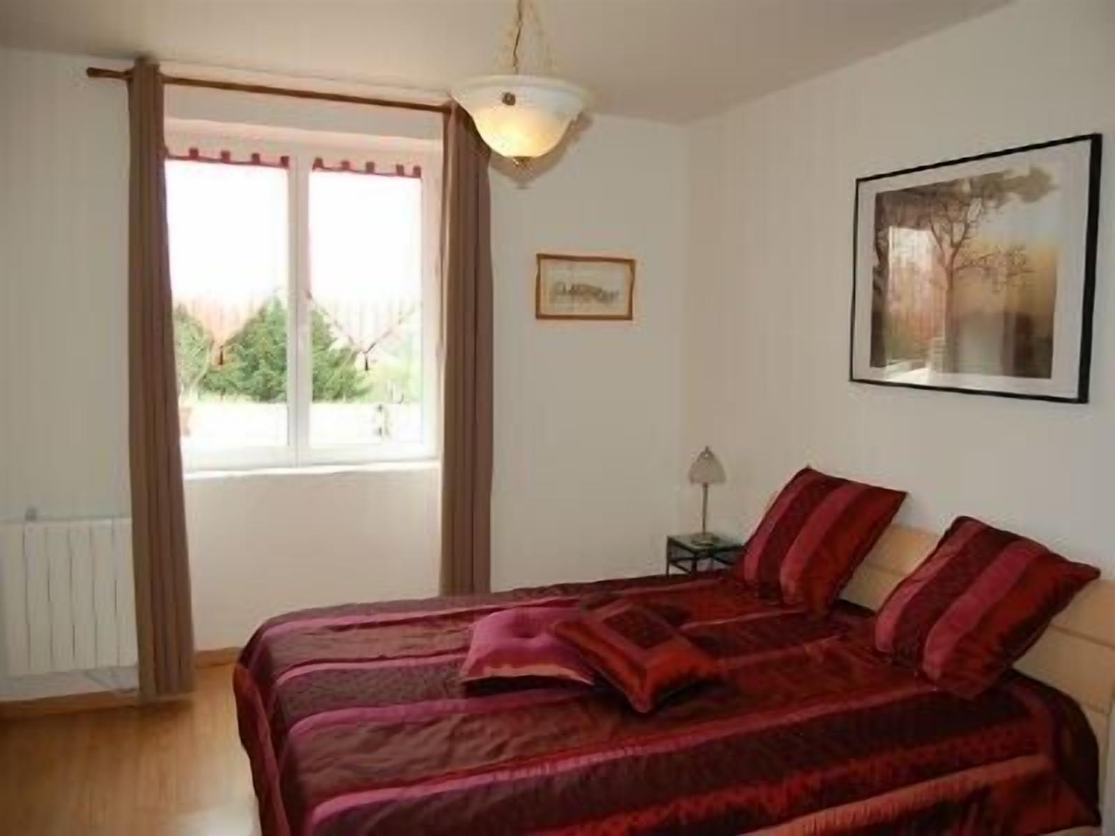 Bed and Breakfast, near TOULOUSE, in CARAMAN