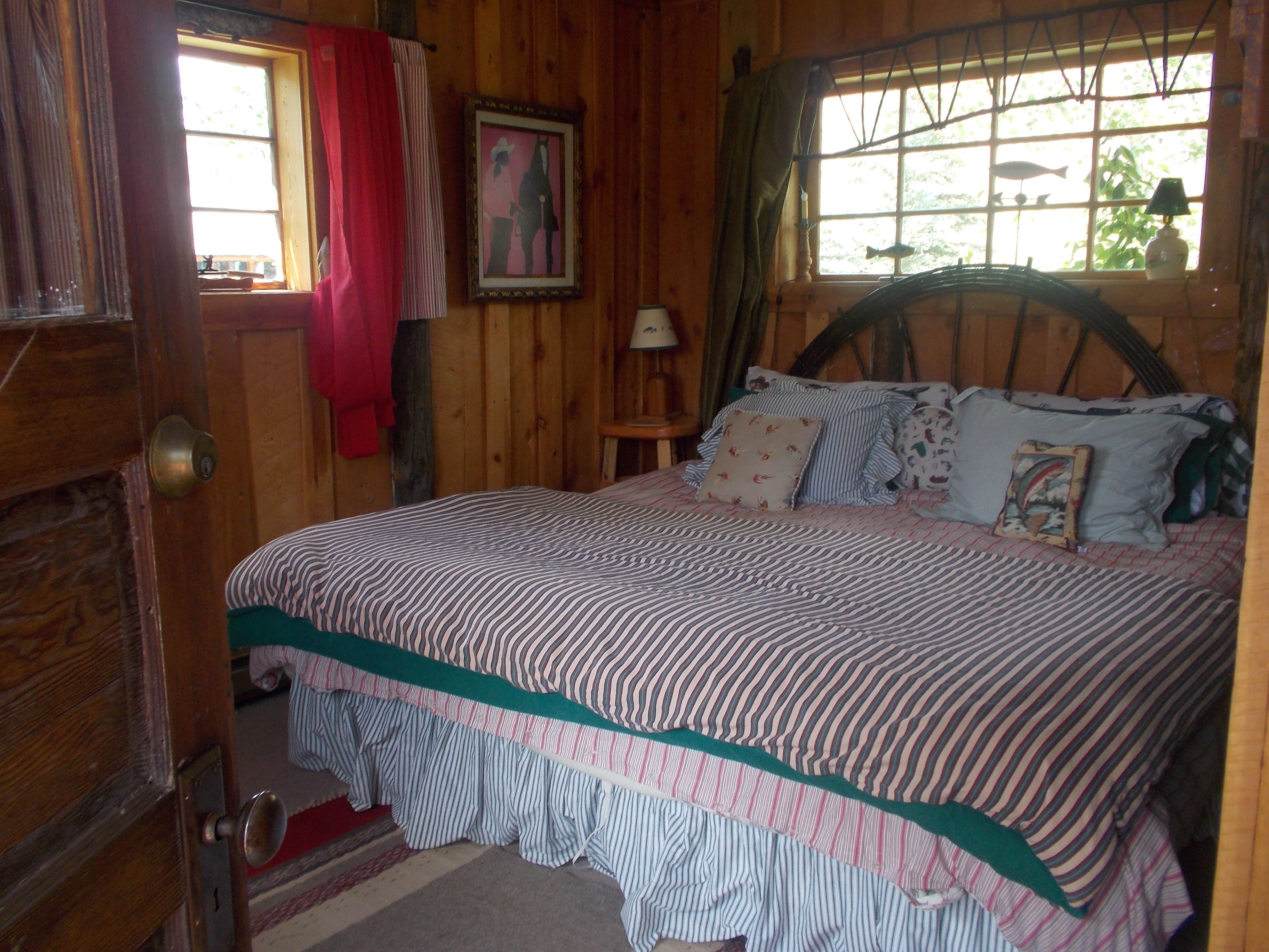 Private & Cozy Cabins on North Fork of Big Lost River [Big Lost Ranch]