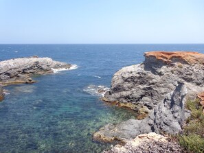 ビーチ、サンラウンジャー