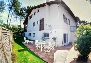 Outdoor dining - Private rented apartment Capbreton 72 m2, ALL SEASON (Capbreton)