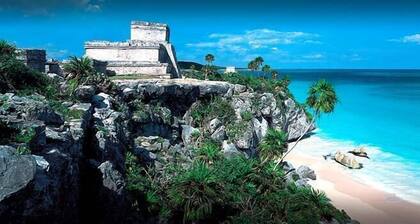 Beautiful Beach Front Condo, Full Equipped, Clean And Safe.