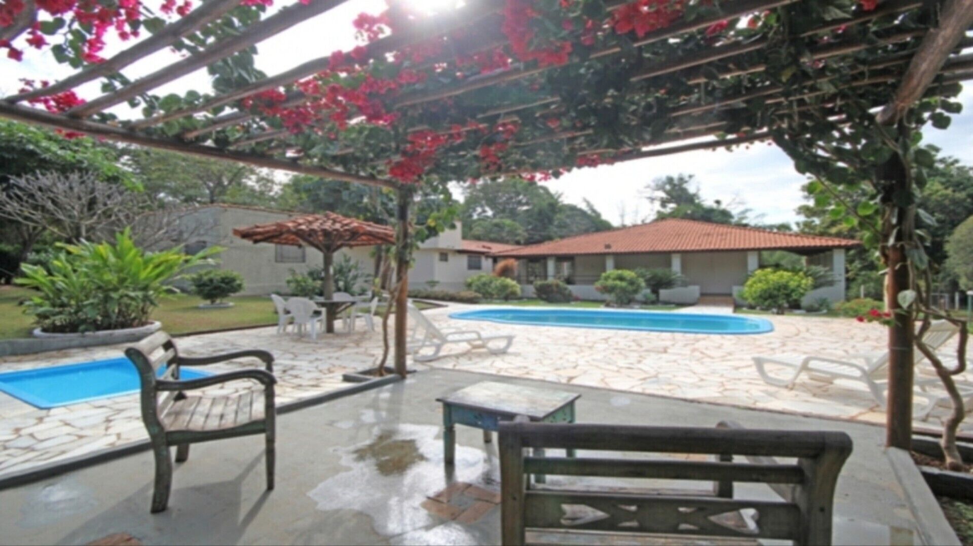 piscina adulto e infantil 