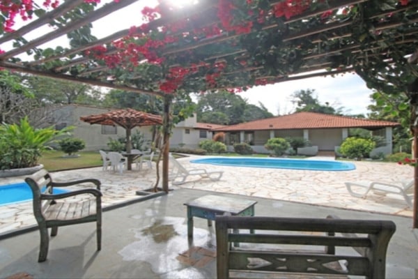 piscina adulto e infantil