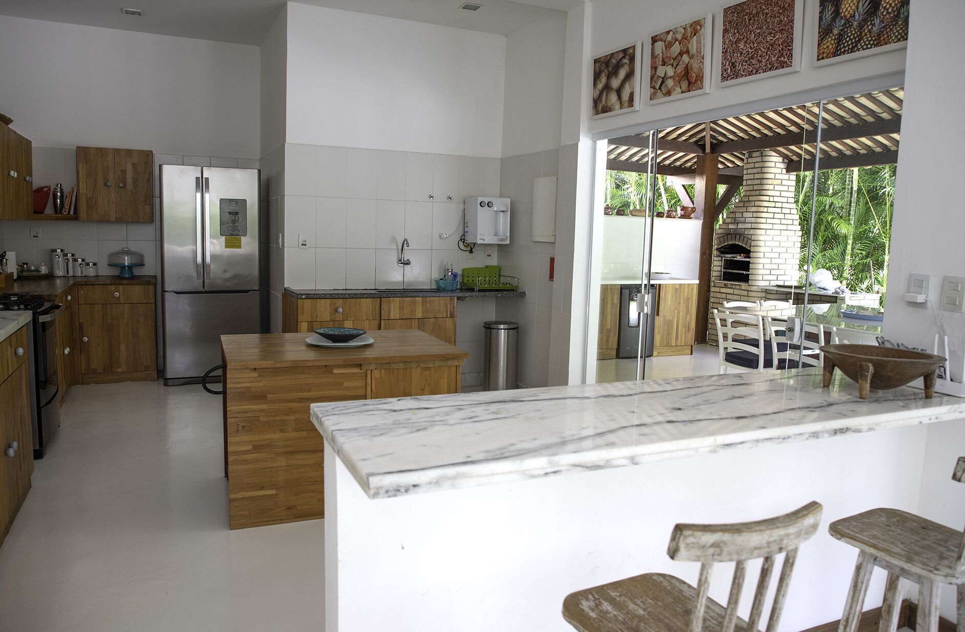 Beach house in tropical garden with swimming pool, sea view, 150m from the beach