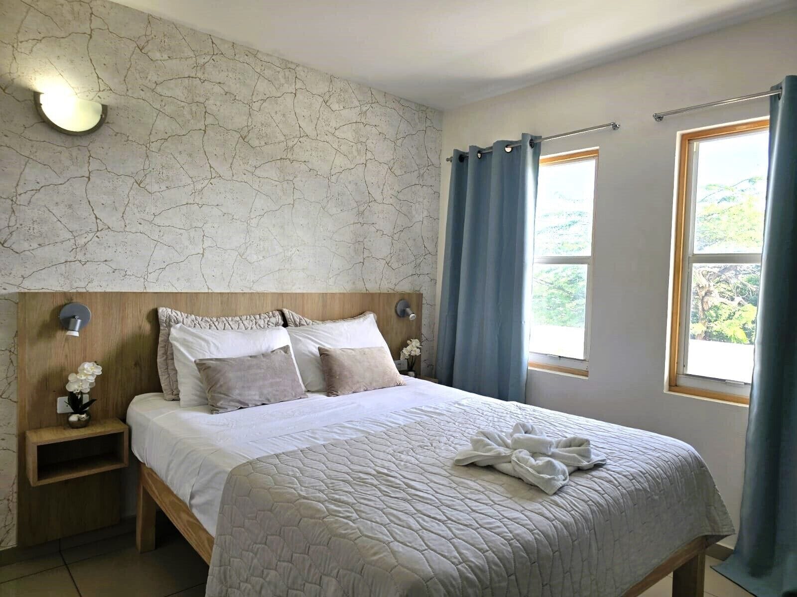 2 slaapkamers, een strijkplank/strijkijzer, gratis wifi