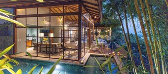 5BR Ocean View Villa with Two Pools in Manuel Antonio