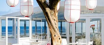 Modern Holiday Home on Beautiful Dutch Coast - Sleeps 4P